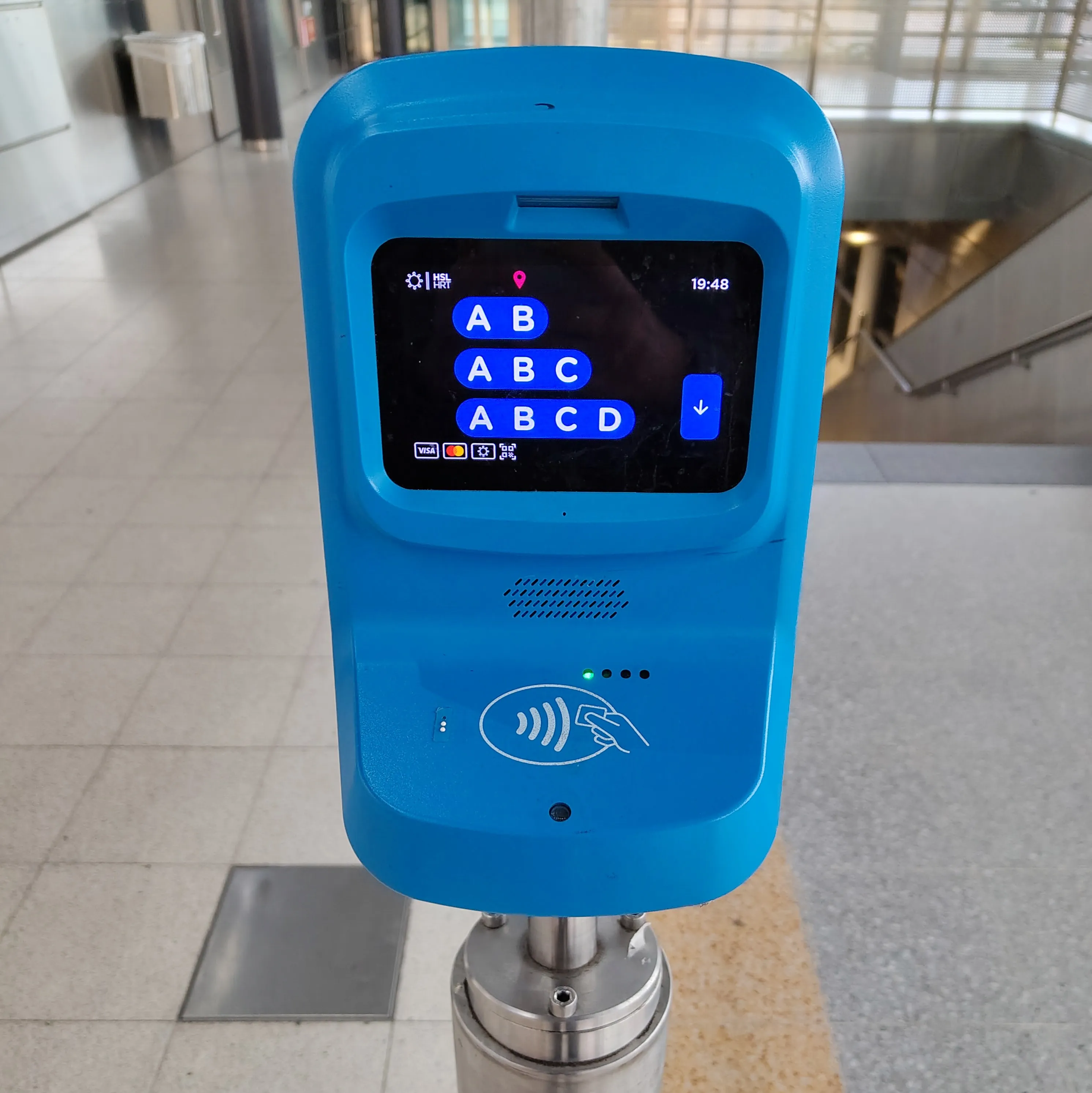 HSL contactless payment machine